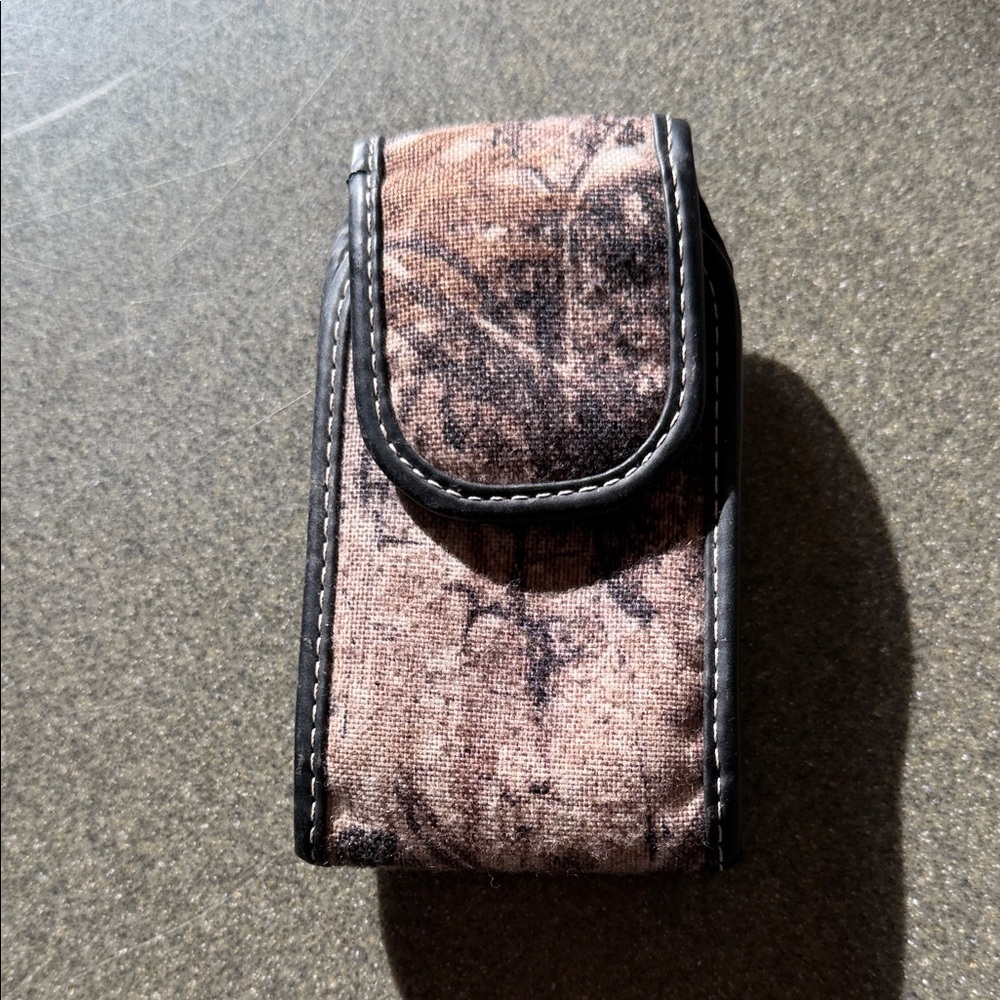 Camouflage Cell Phone Holster or walki-talkie